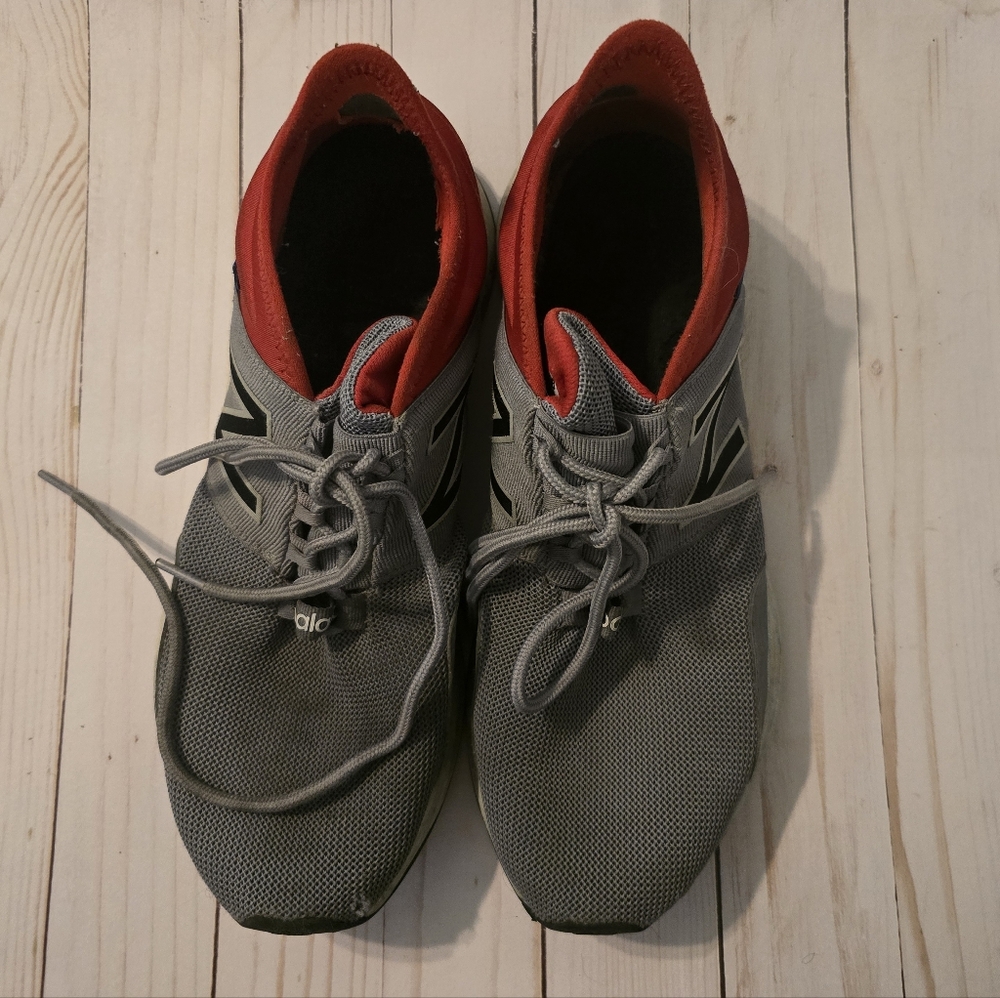 Mens New Balance athletic shoes, worn, size 10